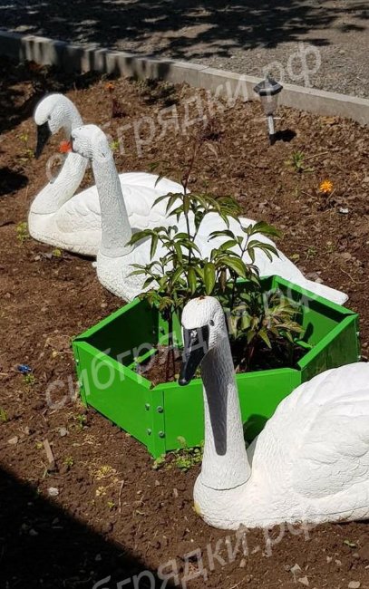 Клумба "Сота" 300 в Омске Клумба "Сота" 300 в Омске